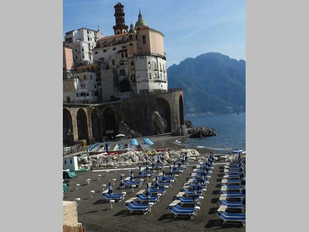 Atrani House-Amalfi Apartment Bagian luar foto